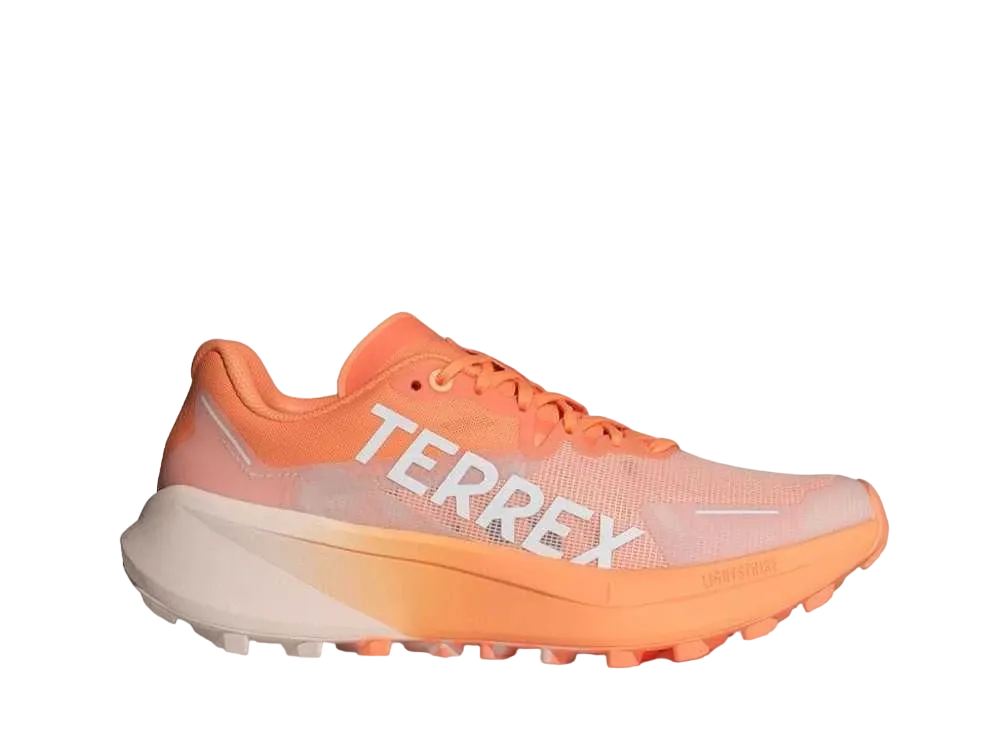 アディダス ウィメンズ テレックス アグラヴィック3 トレイルランニング "アンバーティント/クリスタルホワイト/パテモーブ"