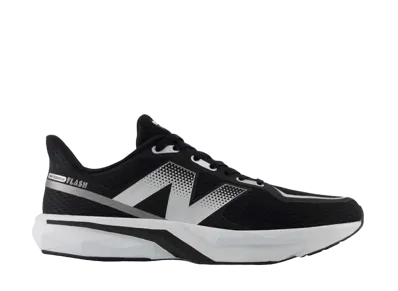 New Balance DynaSoft Flash V7 "Black"