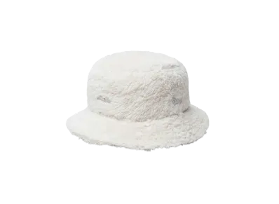 NEW ERA Bucket 01 Mink Fleece Metal Logo "Ivory"