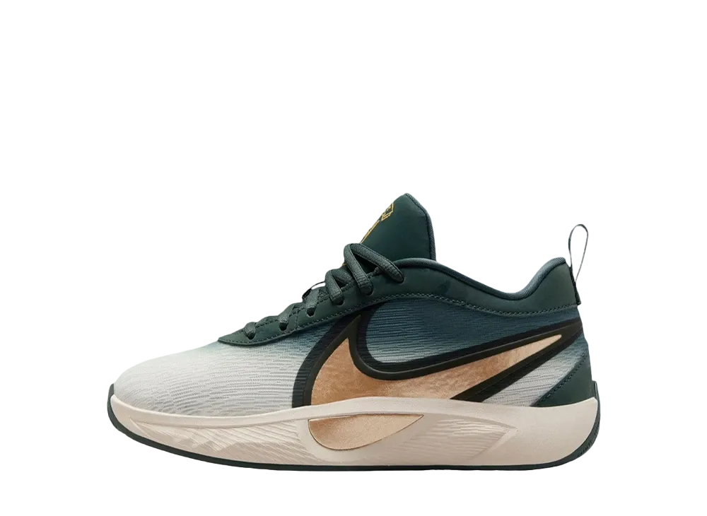 ナイキ GS ヤニス フリーク6 "ヴィンテージグリーンアイボリー"