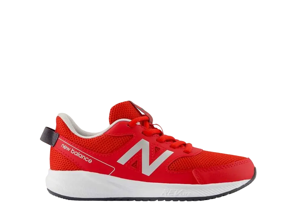 ニューバランス GS 570V3 レース "レッド"