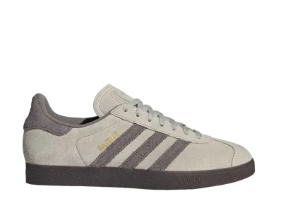 アディダスオリジナルス ガゼル "パテグレー/チャコール/ダークブラウン"