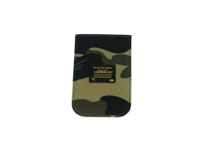 A BATHING APE Card Case "Camo"