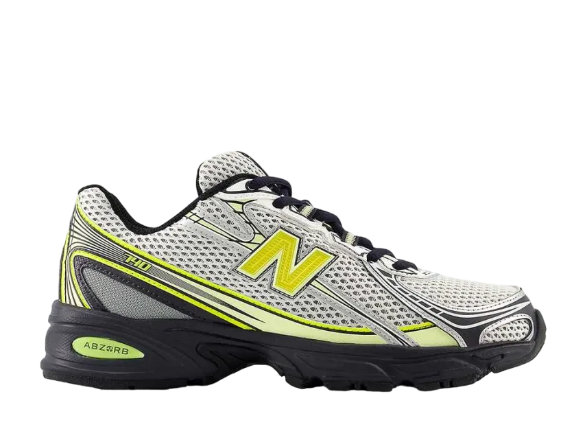 New Balance 740