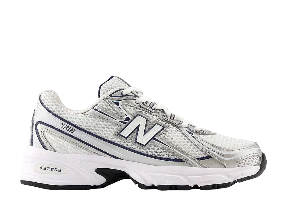 New Balance 740 