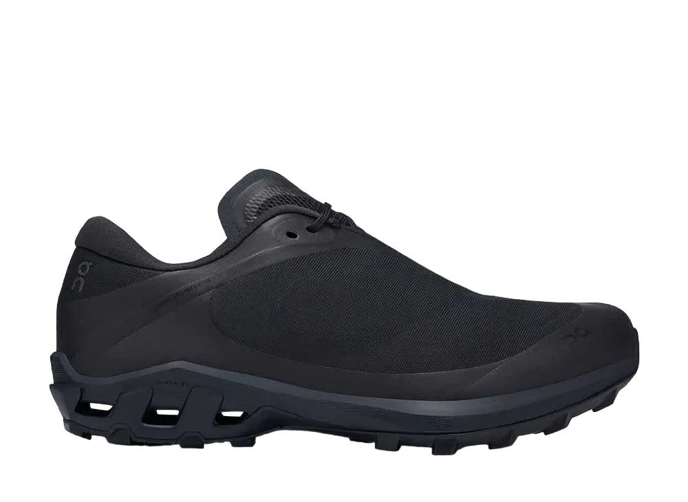 POST ARCHIVE FACTION × On Cloudventure Peak PAF "All Black"