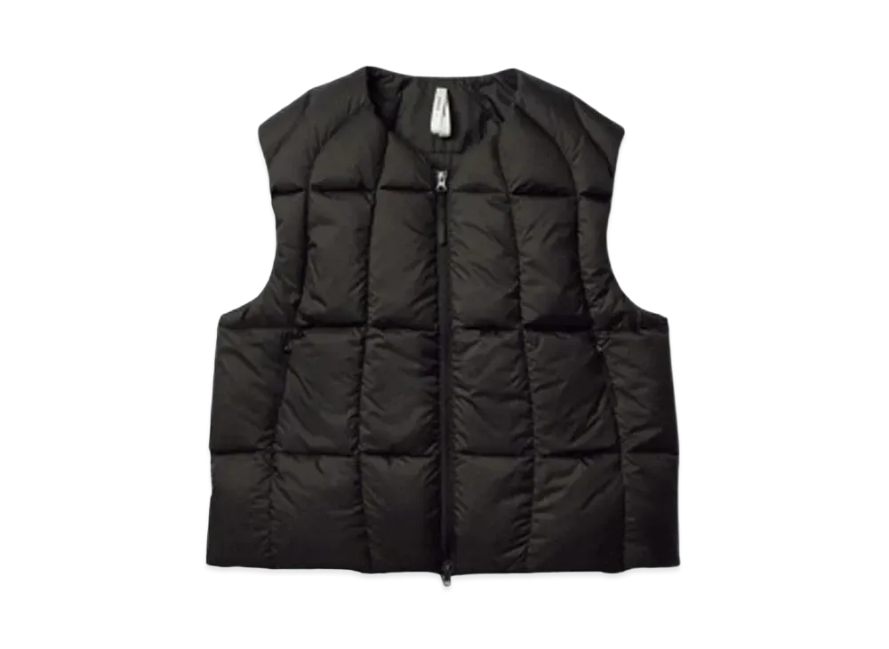 Goldwin 0 Three-Dimensional Down Light Vest (Unisex) "Biotite"