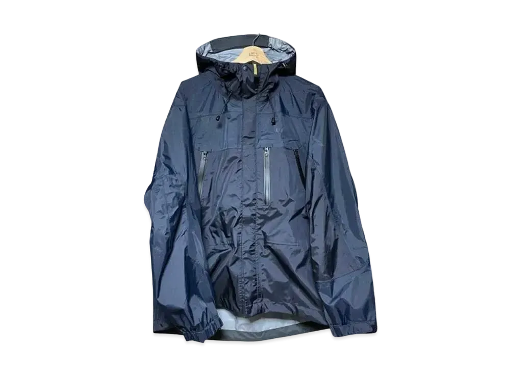 BROCHURE BR+Alwt Aurum Hoody 