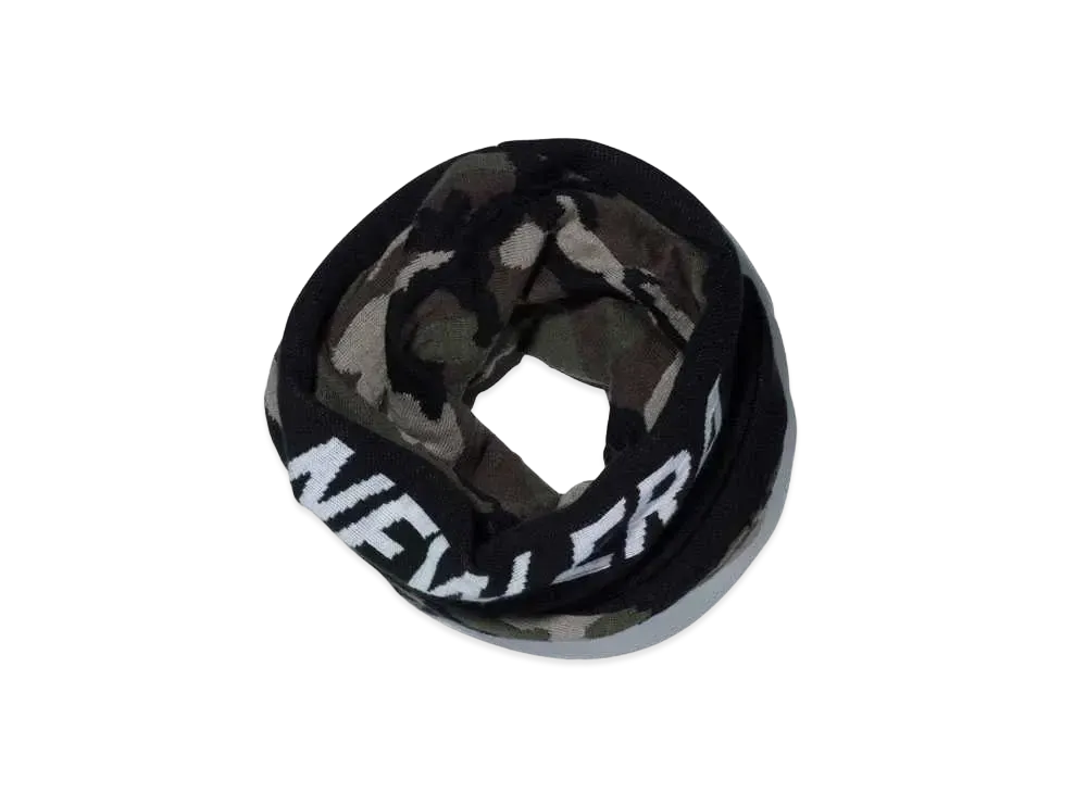 NEW ERA Twisted Neck Warmer New Era Logo "Black/Woodland Camo"