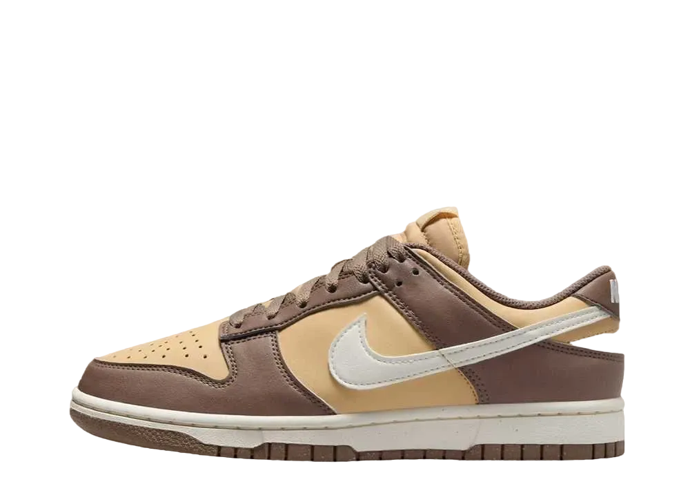 ナイキ ウィメンズ ダンク ロー ネクストネイチャー "ブラウン/セサミ"