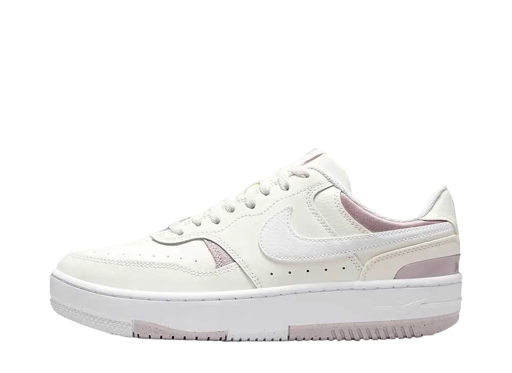 ナイキ ウィメンズ ガンマフォース "セイル/プラチナムバイオレット/ホワイト"