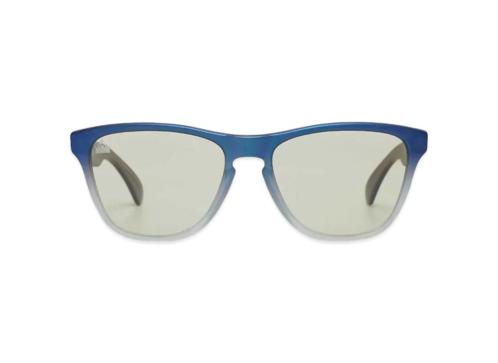 OAKLEY FROGSKINS XS "Frame Color:MATTE CYAN / BLUE COLOR SHIFT / Lens Color:PRIZM GAMING "