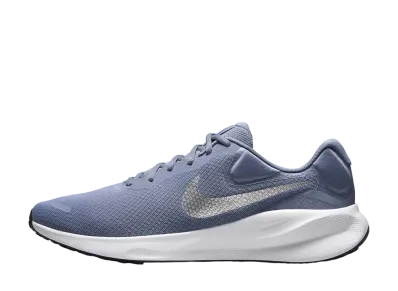 ナイキ レボリューション7 "アッシェンスレート/ホワイト/ハイパーロイヤル/メタリックシルバー"