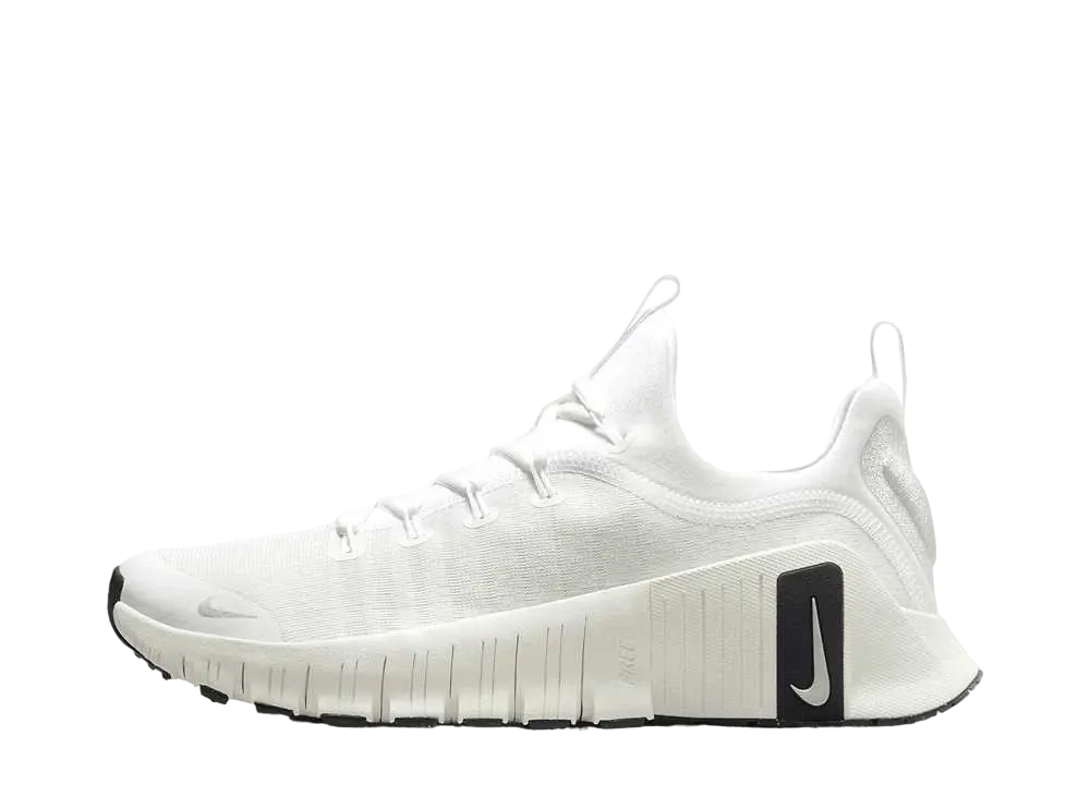 ナイキ ウィメンズ フリー メトコン6 プレミアム "サミットホワイト/セイル/ブラック/メタリックシルバー"