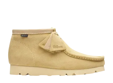 クラークス ワラビー ブーツ ゴアテックス "メープルスウェード"