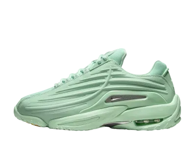 11/6発売|Drake NOCTA × Nike Hot Step 2 11/6発売|Drake NOCTA × Nike Hot Step 2