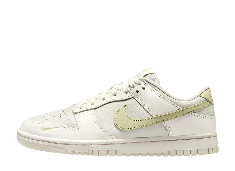 ナイキ ダンク ロー "オリーブオーラ"