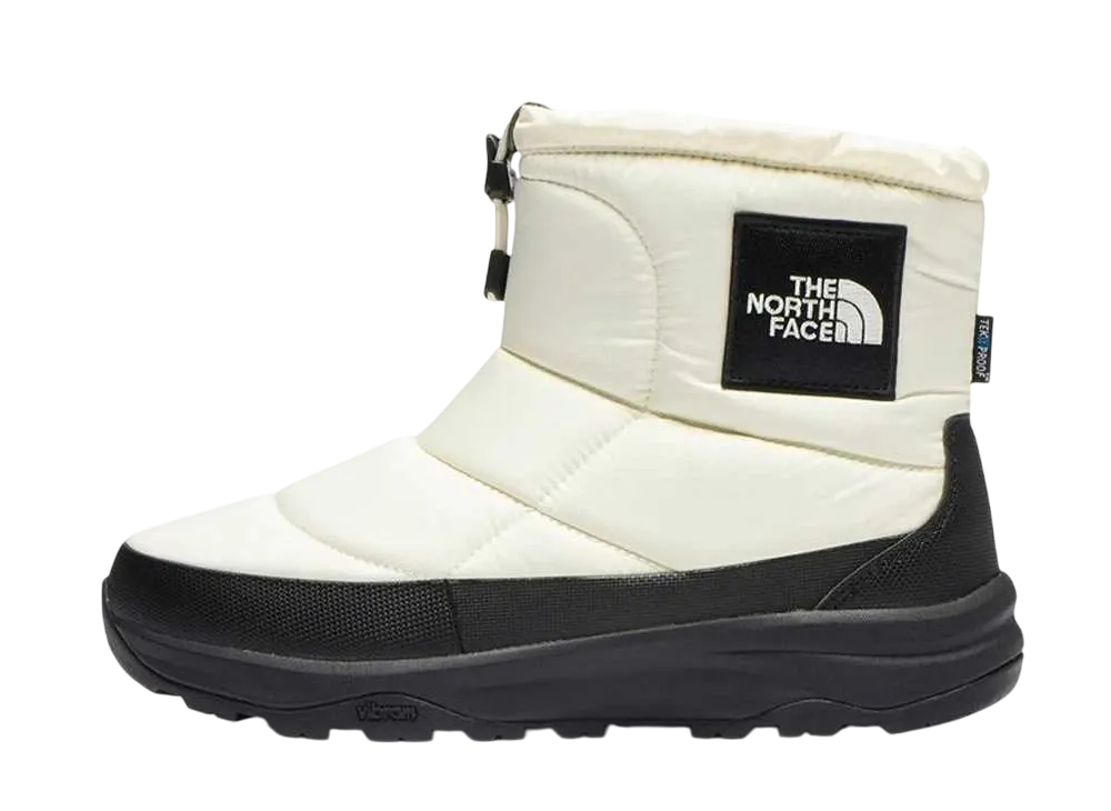 ザノースフェイス ヌプシブーティ ウォータープルーフ ロゴ ショート "ホワイト"