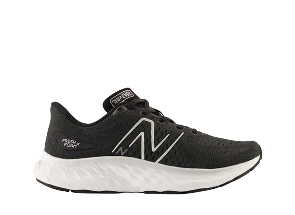 ニューバランス ウィメンズ フレッシュフォーム エックス イーボスV3 "ブラック"