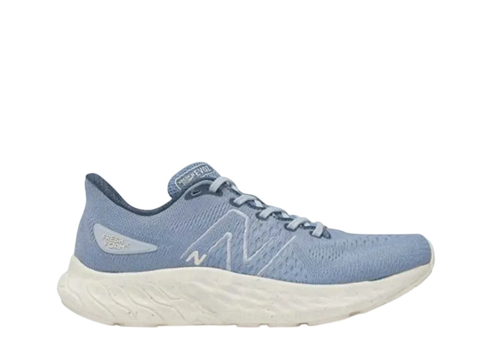 ニューバランス ウィメンズ フレッシュフォーム エックス イーボスV3 "ブルー"