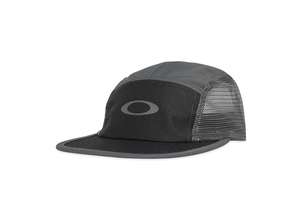 OAKLEY LATITUDE ARC CAP "BLACKOUT"