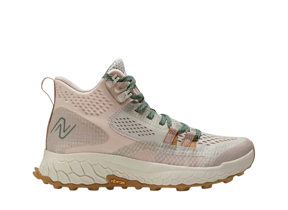 ニューバランス ウィメンズ フレッシュフォームX ヒエロ ミッドカット "ライトベージュ"