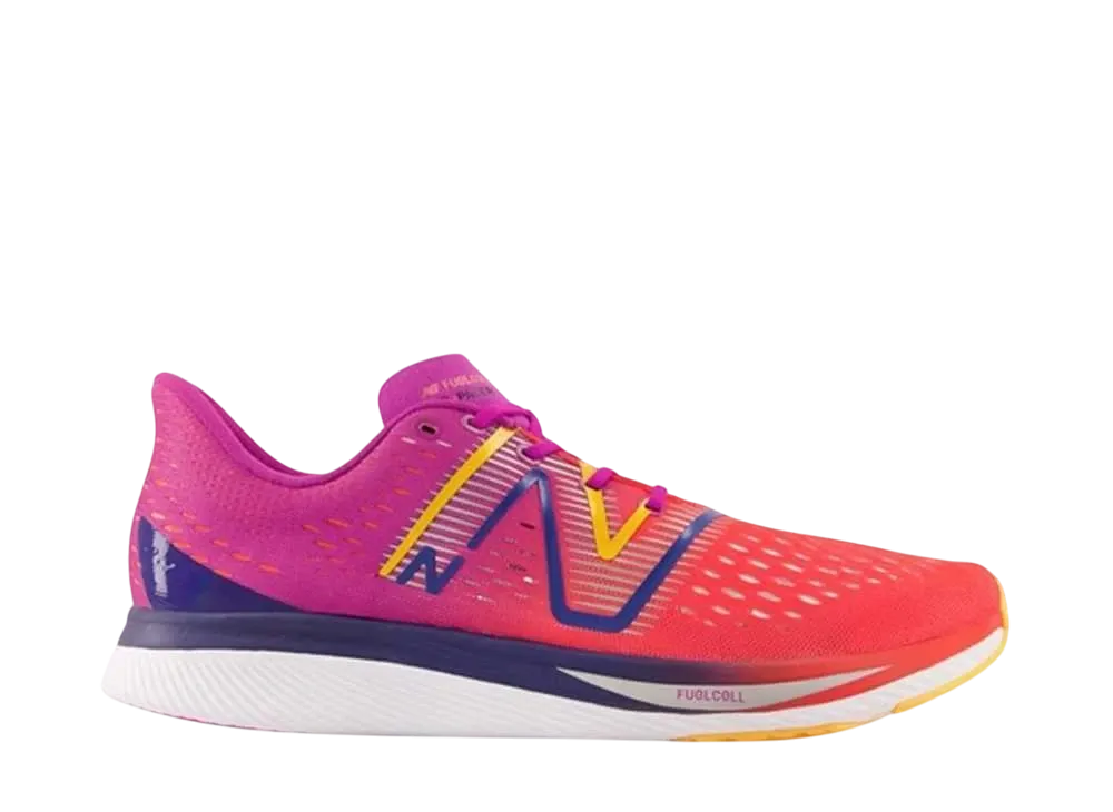 ニューバランス フューエルセル スーパーコンプペーサー "レッド"