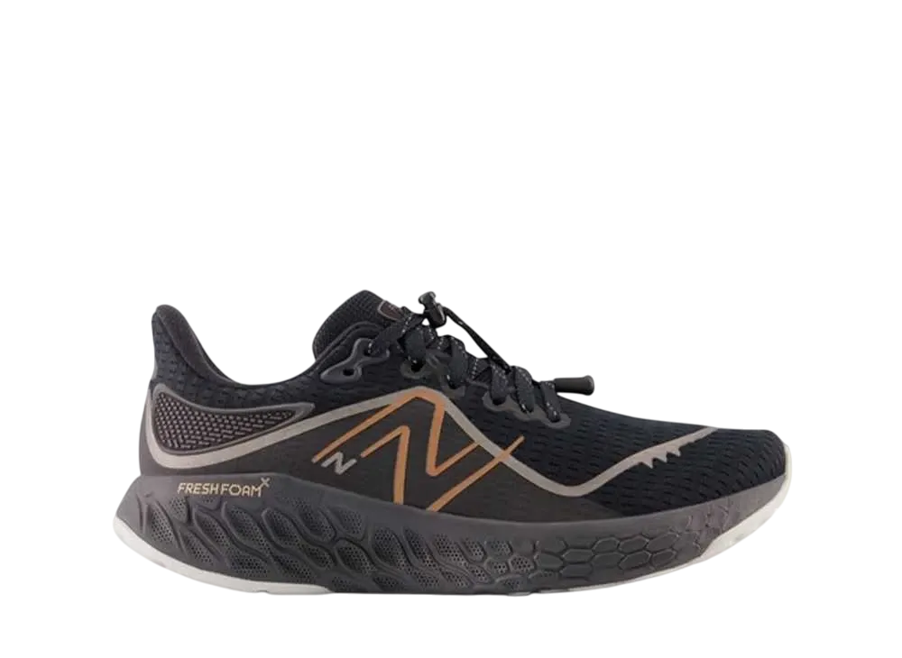 ニューバランス ウィメンズ フレッシュフォーム X 1080V12 "ブラック/ゴールド"