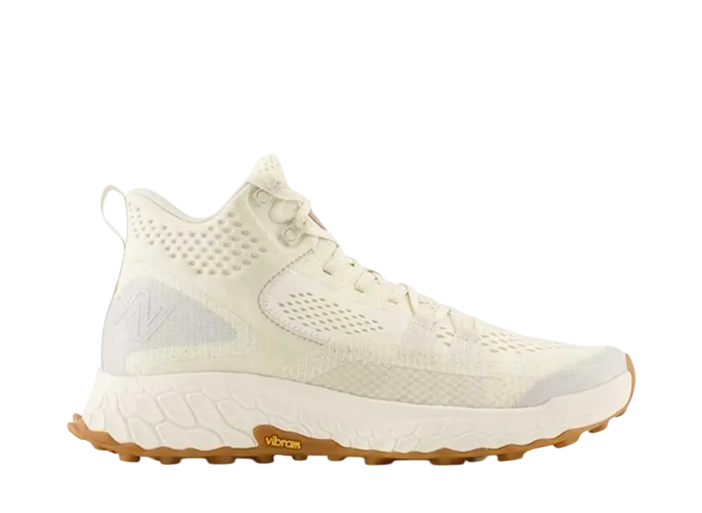 ニューバランス フレッシュフォームX ヒエロ ミッドカット "ベージュ"