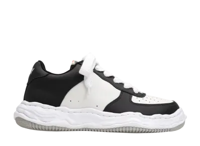Maison MIHARA YASUHIRO WAYNE OG Sole Leather Low-top Sneaker "Black/White"