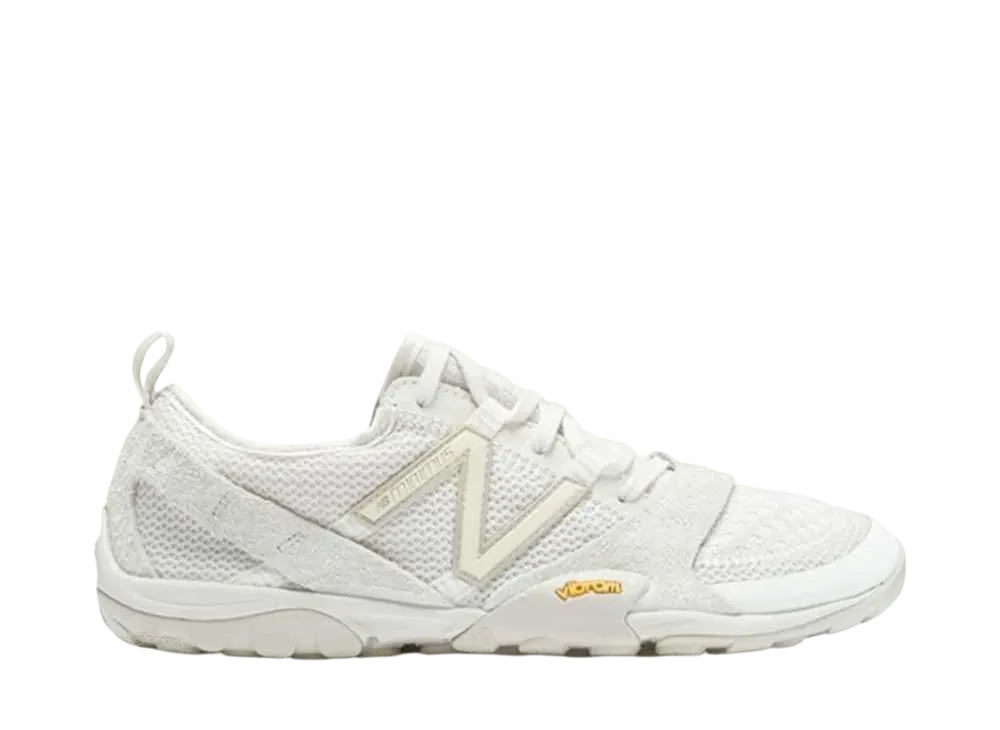 ニューバランス MT10O "ベージュ"