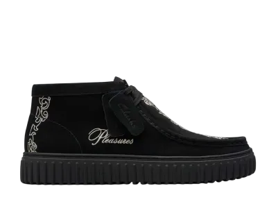 PLEASURES × Clarks Torhill Woven "Black Suede"