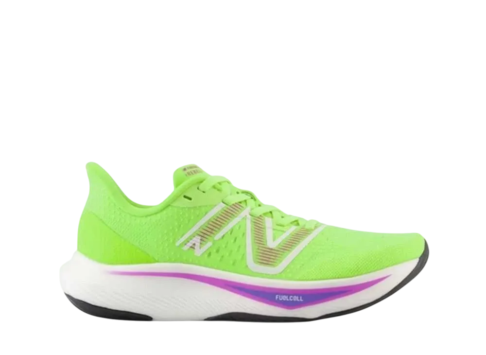 ニューバランス ウィメンズ フューエルセル レベルV3 "ライトグリーン"