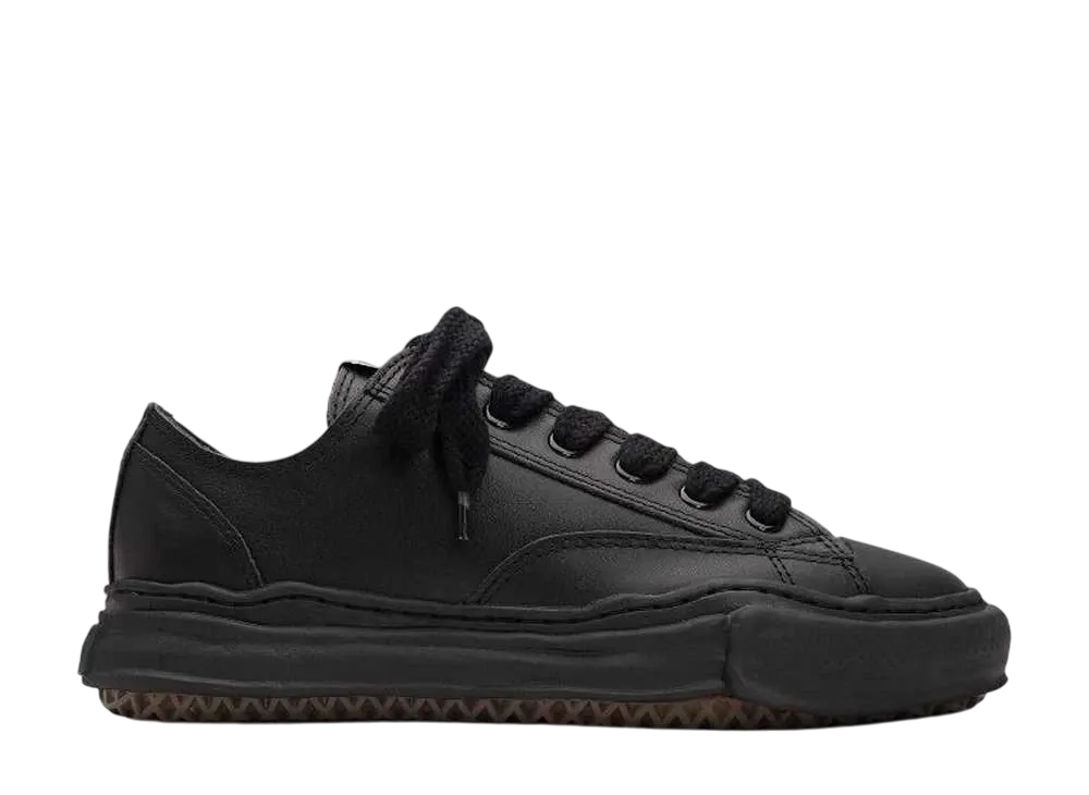 メゾンミハラヤスヒロ ピーターソン OG ソール レーザー ロートップ スニーカー "ブラック/ブラック" (A06FW736)