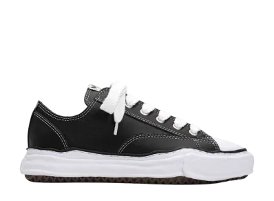 Maison MIHARA YASUHIRO PETERSON OG Sole Leather Low-top Sneaker "Black"