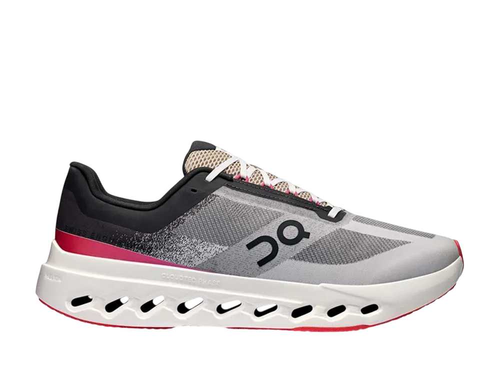 オン クラウドサーファー ネクスト "ブラック/ホワイト"