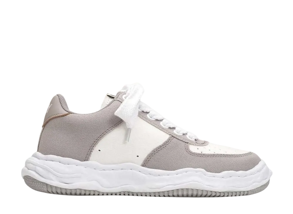 メゾンミハラヤスヒロ ウェイン OG ソール キャンバス ロートップ スニーカー "グレー/ホワイト" (A10FW720)