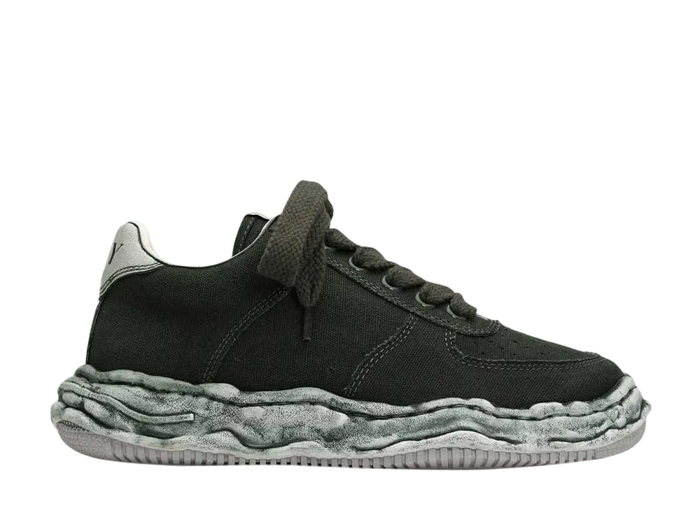 メゾンミハラヤスヒロ ウェイン OG ソール オーバーダイド キャンバス ロートップ スニーカー "グリーン" (A13FW723)