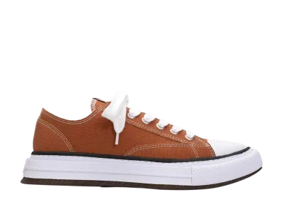 Maison MIHARA YASUHIRO YUCCA OG Sole Canvas Low-top Sneaker "Brown"
