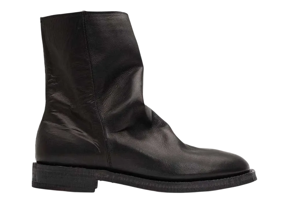 メゾンミハラヤスヒロ ウィンクルド レザー ブーツ "ブラック" (D09FW908)