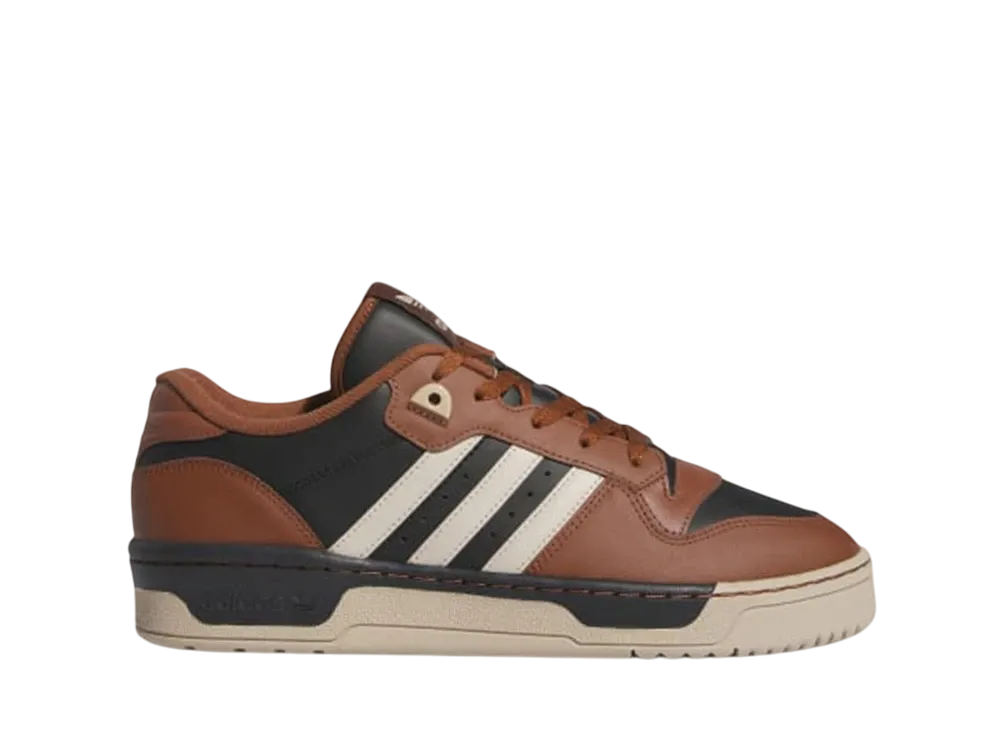 アディダス ライバルリー ロー "コアブラック/ワンダーベージュ/プレラヴドブラウン"