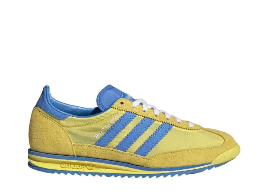 スポーティアンドリッチ × アディダスオリジナルス ウィメンズ SL72 "ライトイエロー/リアルブルー/フットウェアホワイト"