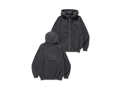 XLARGE PIGMENT DYED EMBOSS LOGO ZIP HOODED SWEAT "BLACK"