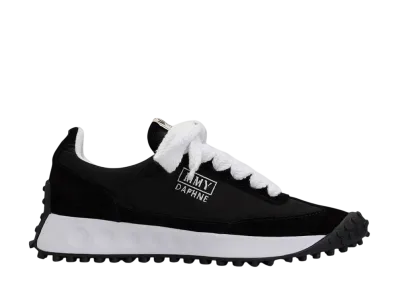 Maison MIHARA YASUHIRO DAPHNE OG Sole Pointed Low-top Sneaker "Black"