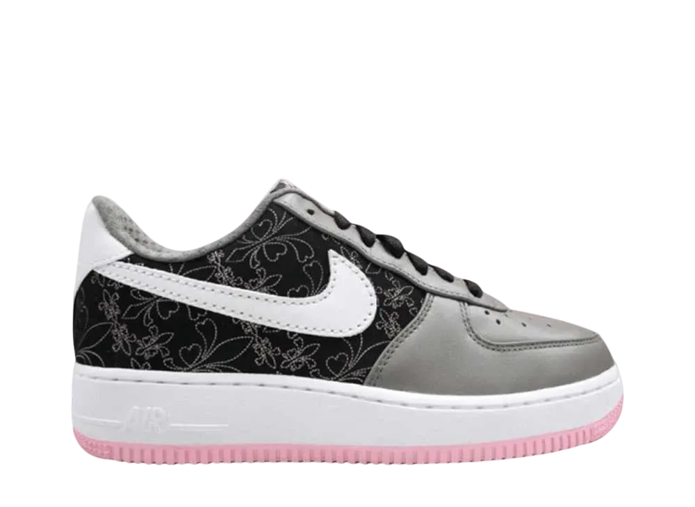 ナイキ ウィメンズ エアフォース1 ロー PRM '07 LE "フローラル"
