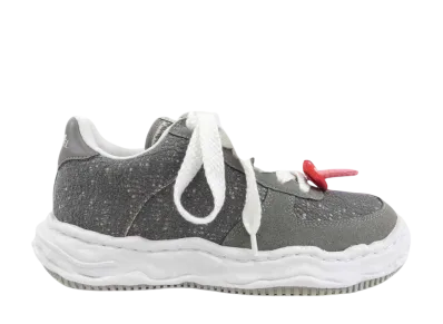 71MICHAEL × Maison MIHARA YASUHIRO Embroidery WAYNE with Brooch Low-top Sneaker "Gray"