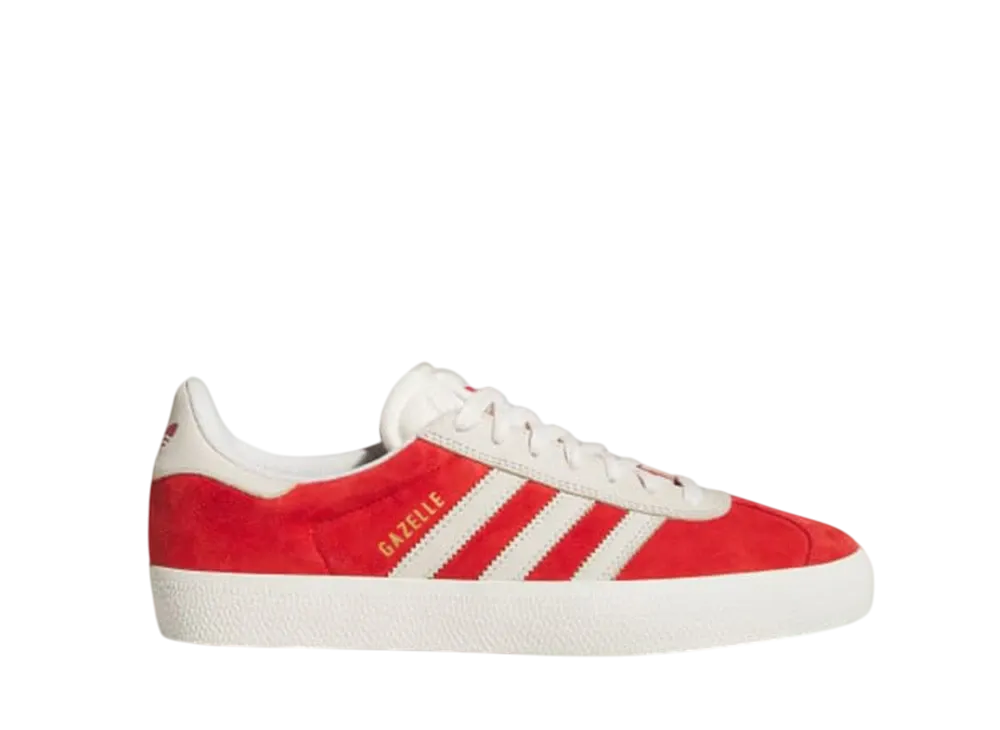アディダスオリジナルス ガゼル "ベタースカーレット/チョークホワイト/ゴールドメタリック"