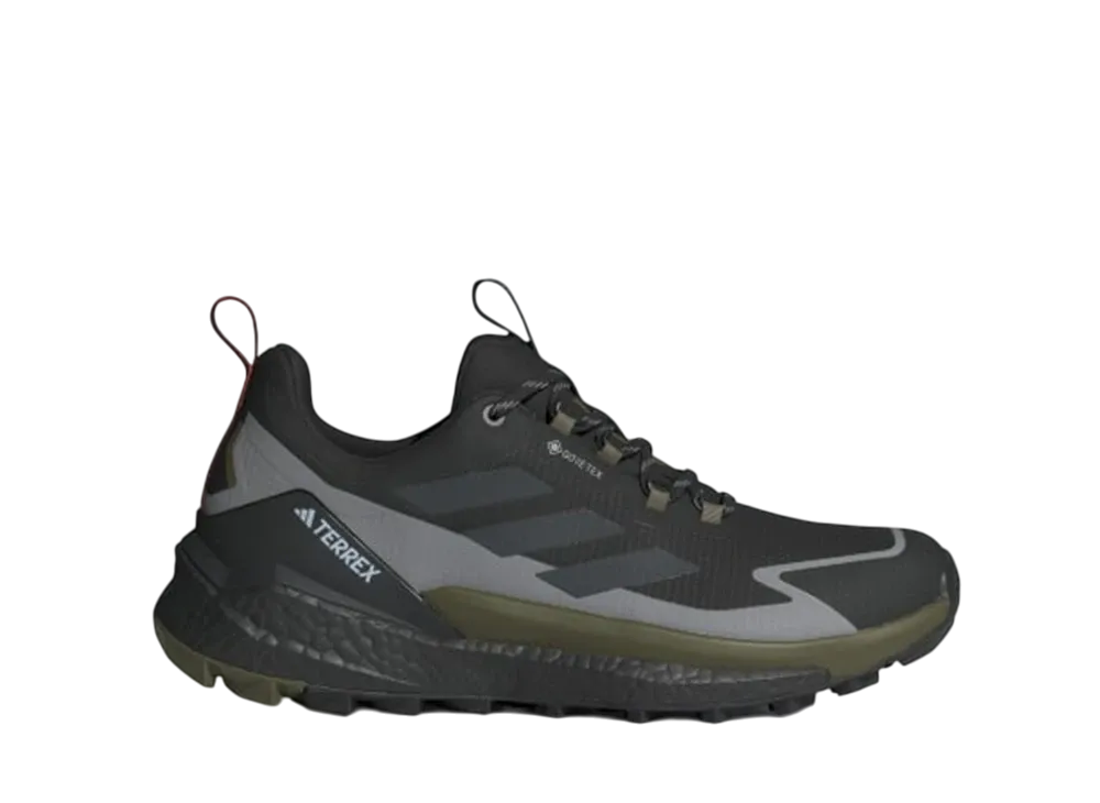 アディダス テレックス フリーハイカー2.0 ロー ゴアテックス ハイキング "コアブラック/カーボン/オリーブストレータ"