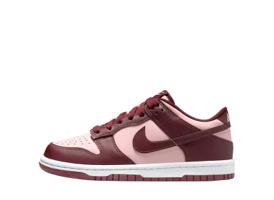 ナイキ GS ダンク ロー "ダークチームレッド"