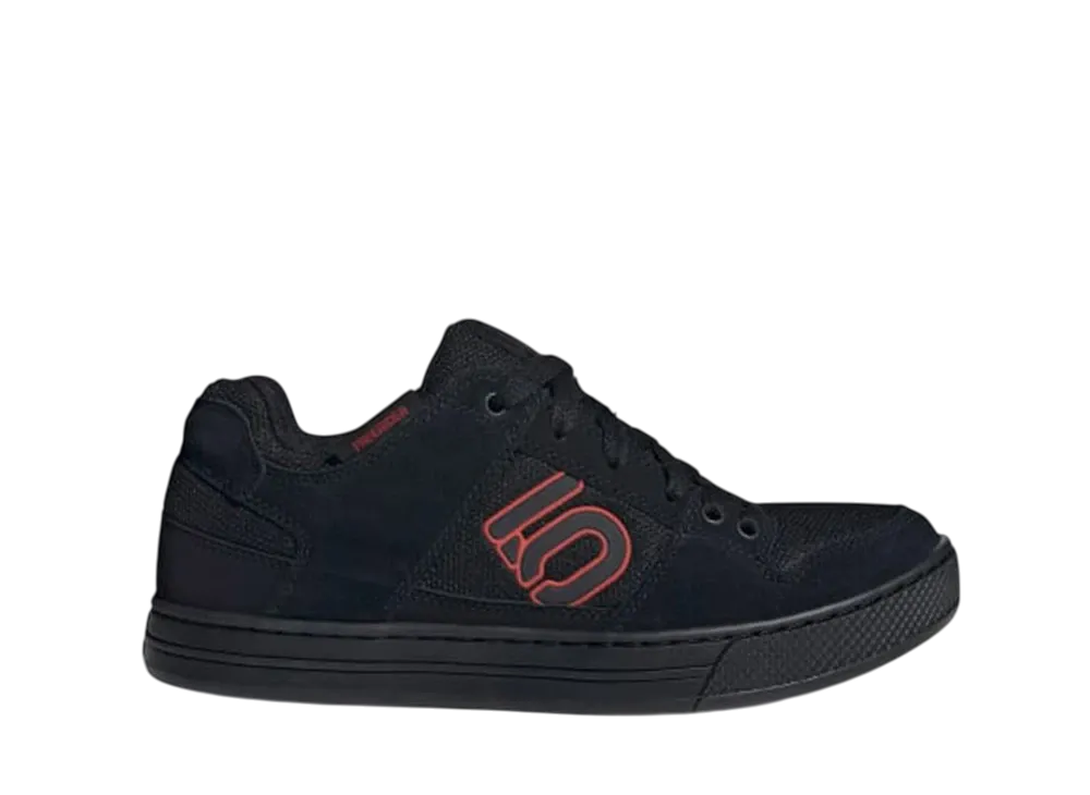 アディダス 510 フリーライダー マウンテンバイク "コアブラック/レッド/グレーファイブ"